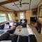 Spacious Luxury Escape with Sea Views and Pet Friendly at Clarach Bay