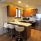 11 Suites - Sunrise Horizon Suite