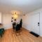 Mins to Broadway Large 2Br-2Ba family unit for up to 6 guests with Private Balcony and Optional private parking - Nashville
