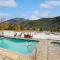 Red Hawk Lodge 2200