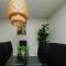 Minutes to Broadway Large 2B-2Ba family unit for up to 8 guests with Private Balcony and Optional private parking - Nashville