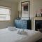 Studio 2 - Central Location Sleeps 4 - Norwich