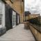 Lux 2-Bed Apt Central Location Balcony & Parking