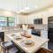 The Linden, large & luxurious Galena escape!