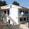 Apartments by the sea Marina, Trogir - 2791
