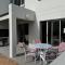 Luxury Townhouse in Stellenbosch CENTRAL (BACK-UP POWER)