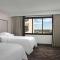 Embassy Suites by Hilton Crystal City National Airport