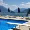 One bedroom apartement with lake view shared pool and enclosed garden at Menaggio