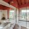Villa Montefalcone: Charm, Private Pool, and Chef - Orentano