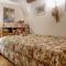 3 Bedroom Stunning Apartment In Rapolano Terme