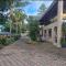 Lagoon Breeze Guest House