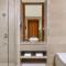 The Ritz-Carlton Jakarta, Mega Kuningan