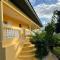 Traumhaus am Hang mit privatem Pool