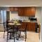 LOVELY 2 BEDROOMS APPARTEMENT, LAUNDRY/PARKING/TV