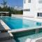 See Belize SUNRISE Sea View Studio with Infinity Pool & Overwater Deck - Belize City