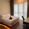 Regalia service suites klcc skypool - 吉隆坡
