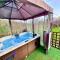 THREE BEDROOM Rural, relaxing and peaceful,DOGS welcome! With Cymru Holidays