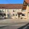 Maison au sein dune ferme