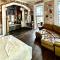 Fleur De Lis Mansion