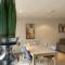 apartment 2 miles from Maastricht
