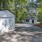 Peaceful, fun, & funky round home with pool table - Arden