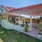 Tina's Living Paradise II - Guesthouses with private pool, 5 min to beach - Rayong Tina's Living Paradise II - Guesthouses with private pool, 5 min to beach - Rayong