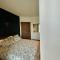 Airport Accommodation Bedroom with Bathroom Self Check In and Self Check Out Air-condition Included - Mqabba