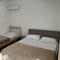 Fishta Apartment Q6 47