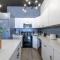 McCormick 5Br 4Ba Luxury Suite for groups up to 12 guests with Optional parking and Gym access - شيكاغو