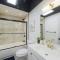 McCormick 5Br 4Ba Luxury Suite for groups up to 12 guests with Optional parking and Gym access - شيكاغو