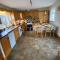 Cheerful 3 bedroom country farm house
