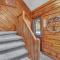 Log Cabin and Guest House Sleeps 18 2 Game Rooms