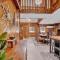 Log Cabin and Guest House Sleeps 18 2 Game Rooms