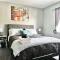 Fantastic Bright 4 Bedroom- Deck - Fireplaces