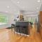 Delight: Bold & Bougie! Sleeps 12! Downtown Boyne - بوين سيتي