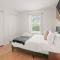Delight: Bold & Bougie! Sleeps 12! Downtown Boyne - بوين سيتي
