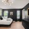 Delight: Bold & Bougie! Sleeps 12! Downtown Boyne - بوين سيتي
