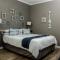 Nine on Uys street B & B