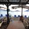 Beachfront Lampis Dolphin 4