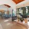 Villa Anthia - 2bed with Large Pool