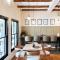 Quaint Gowrie Village Apartment