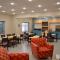 Country Inn & Suites by Radisson, Fairview Heights, IL