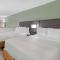 Quality Inn & Suites Orlando East - UCF Area