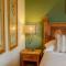 Yellowrush Lodge @ Yellowtop