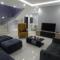 Luxe Living:4Bed, TV, Pool& WiFi