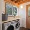 Lakeview Treehouse - Scenic Metung Retreat