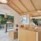 Lakeview Treehouse - Scenic Metung Retreat