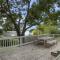 Lakeview Treehouse - Scenic Metung Retreat