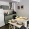 Private terrace 1BR apt - 4min walk to the beach