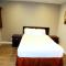 Anaheim Executive Inn & Suites